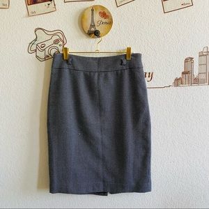 Ann Taylor Black And White Side Zipper Closure Pencil Skirt Size 4